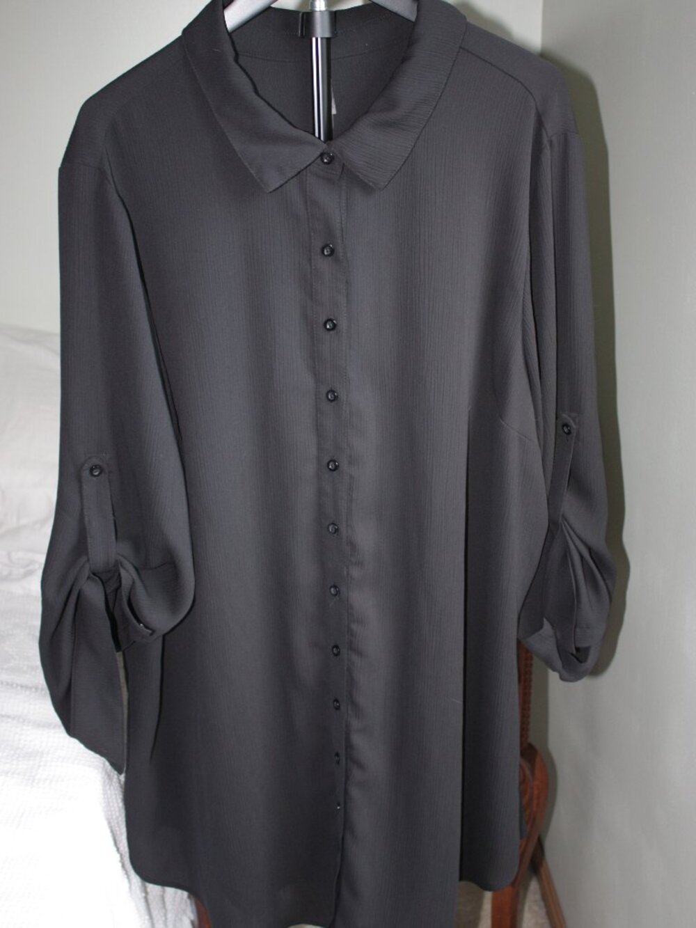 Torrid Black Georgette Button Down Roll Tab Sleeve Tunic Top 3 3X